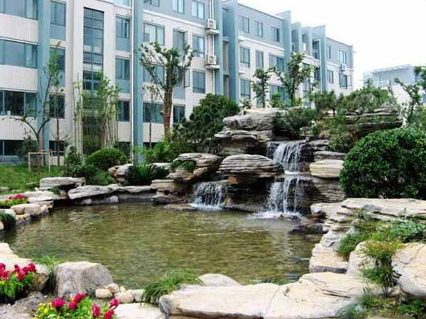 水泥塑石在住宅小区的三种运用介绍
