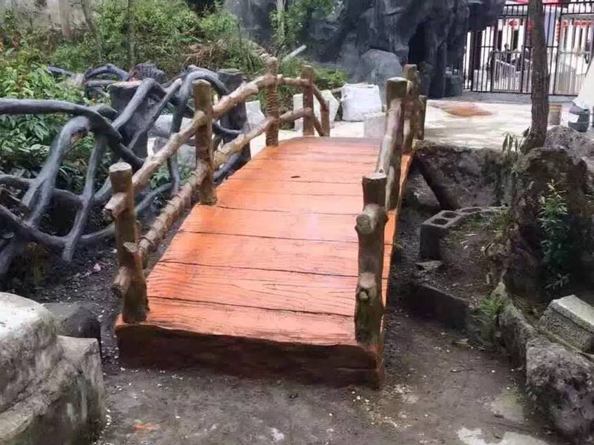 水泥仿木护栏.jpg